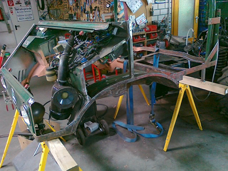 U411 Das Fahrerhaus vorher 24