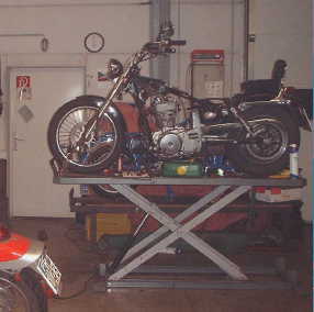 Moped, Motorrad und Roller Reparaturen, Schweißarbeiten, Erstzteile und Zubehör. Alles aus einer Hand.