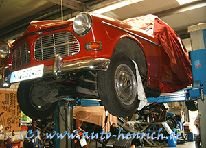 Restauration und Reparatur am einem Volvo